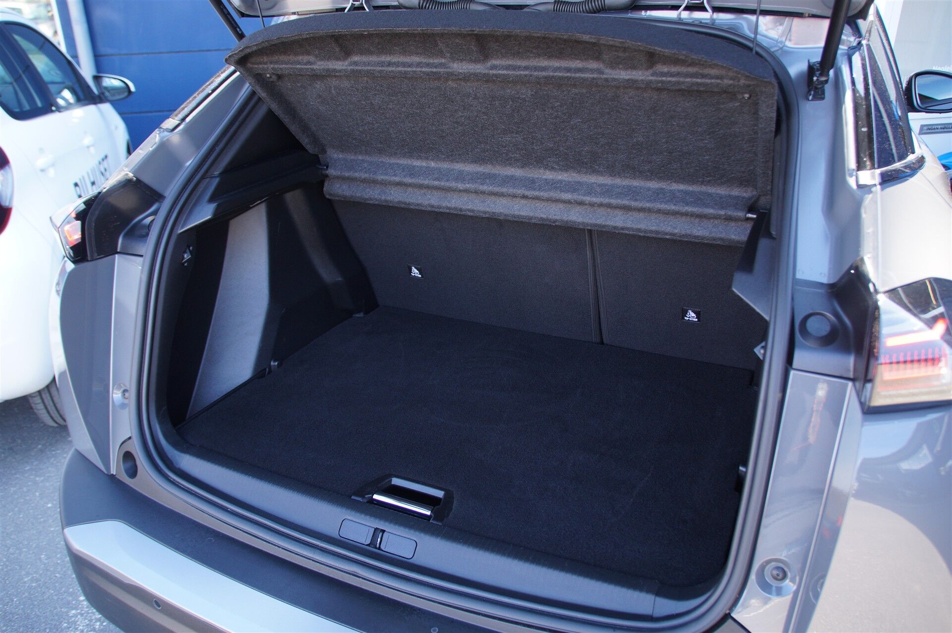 Billede af Peugeot e-2008 EL GT 156HK 5d Aut.