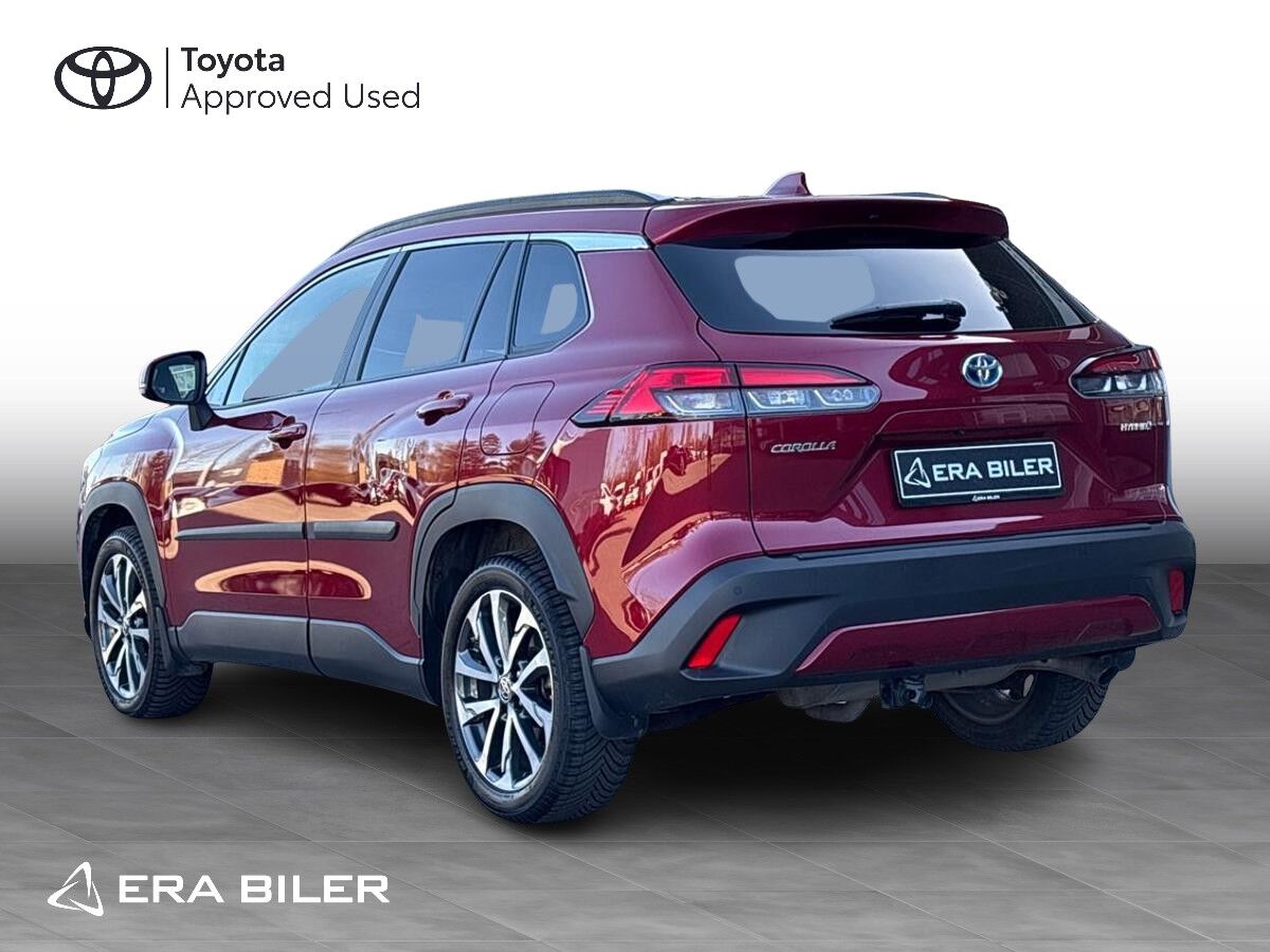 Billede af Toyota Corolla Cross 2,0 Hybrid Style Comfort E-CVT 197HK 5d Aut.