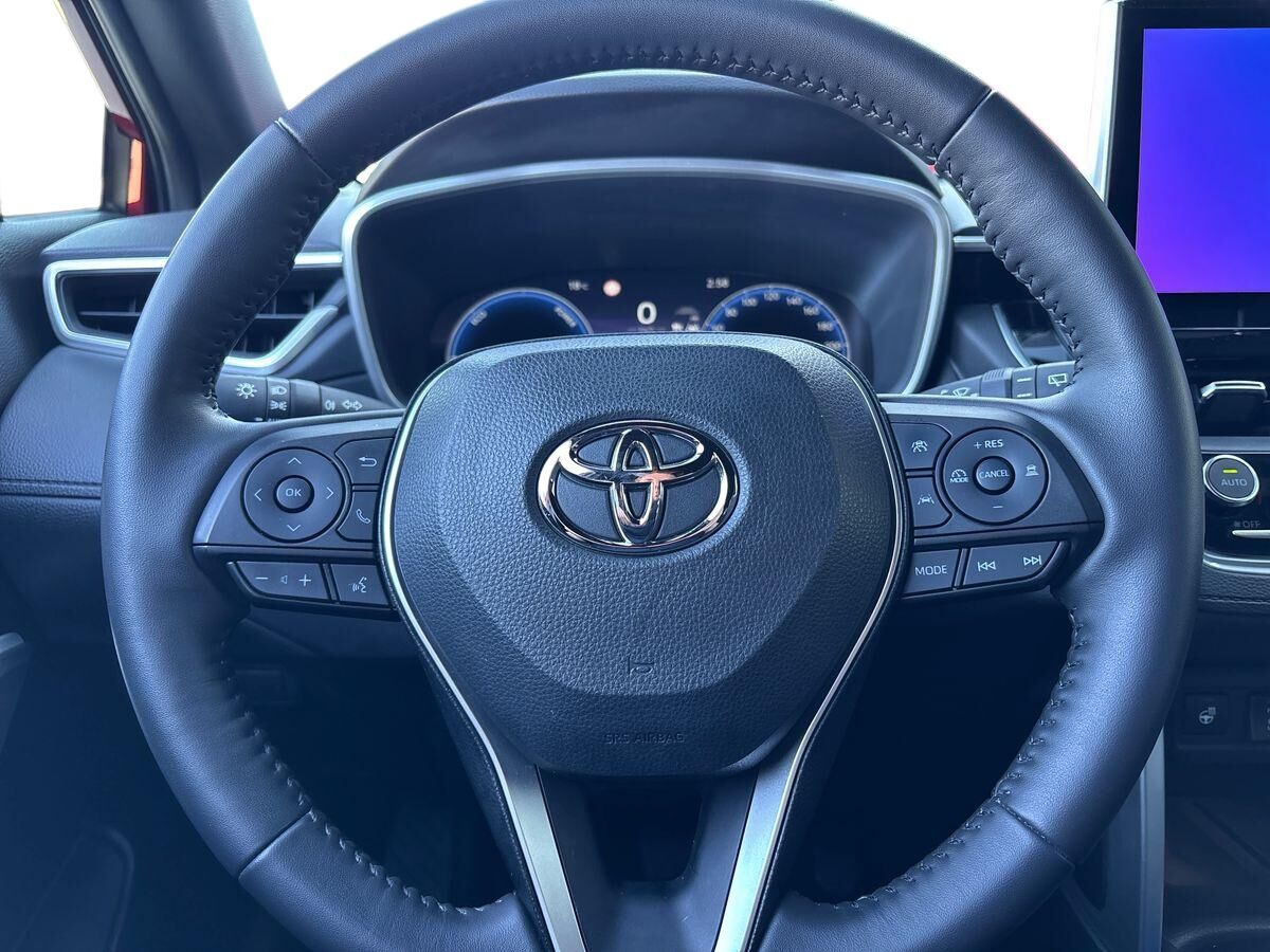 Billede af Toyota Corolla Cross 2,0 Hybrid Style Comfort E-CVT 197HK 5d Aut.