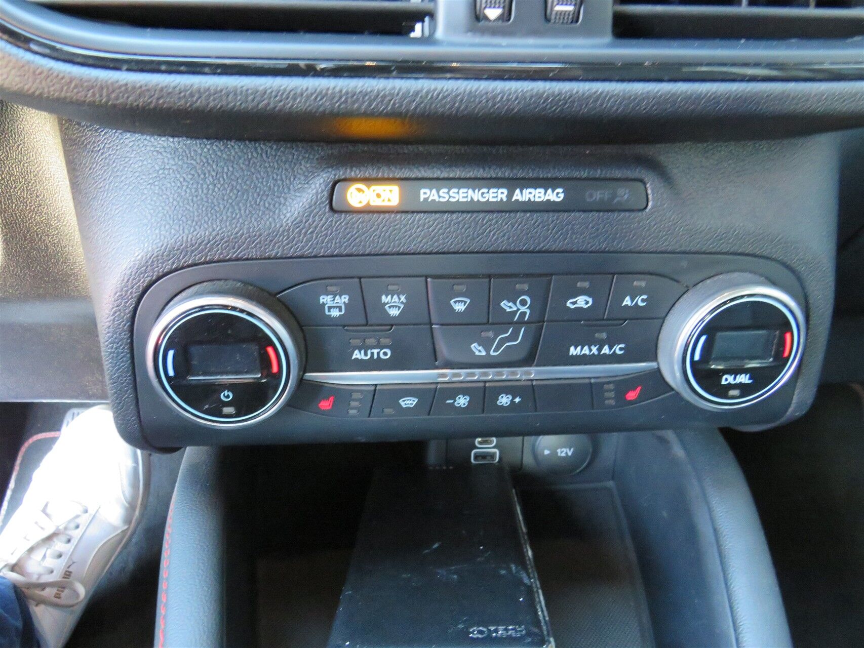 Billede af Ford Kuga 2,5 Plugin-hybrid ST-Line CVT 225HK 5d Trinl. Gear