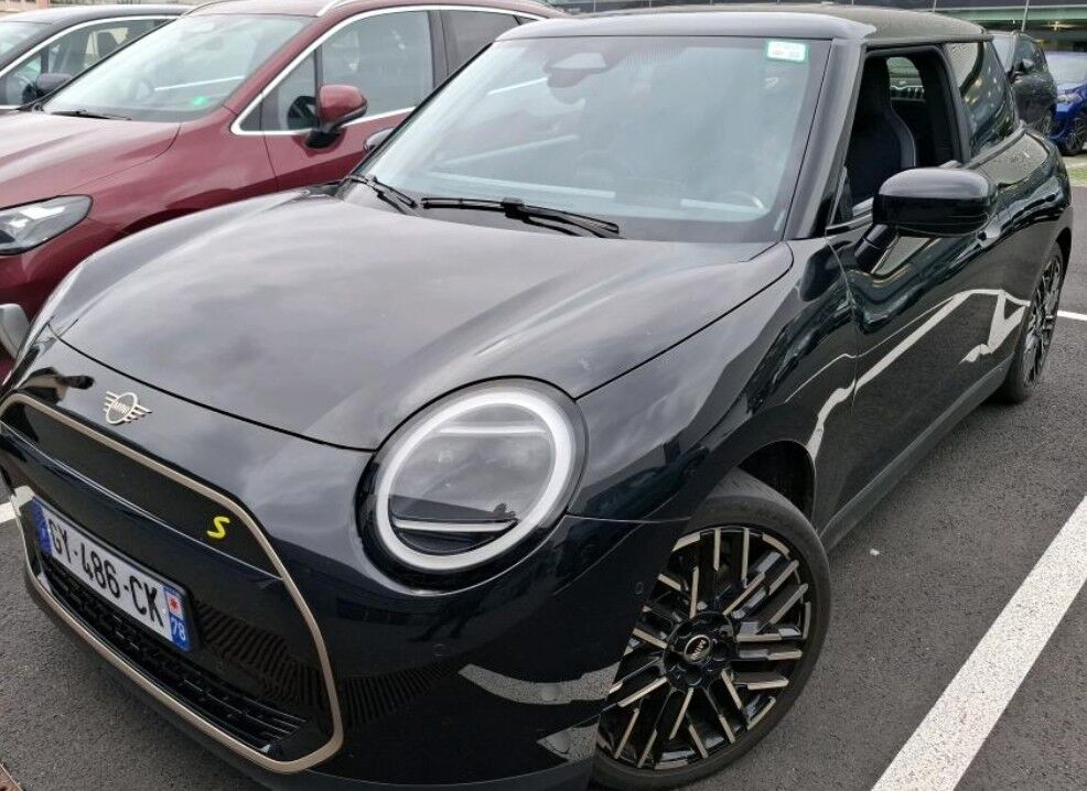 Billede af Mini Cooper SE EL Favoured Trim Option Level M 218HK 3d Aut.