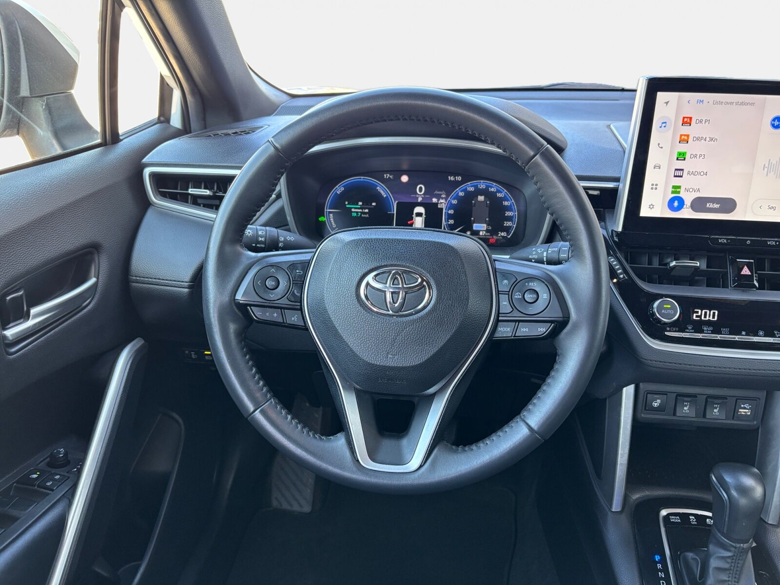 Billede af Toyota Corolla Cross 2,0 Hybrid Active E-CVT 197HK Van Aut.