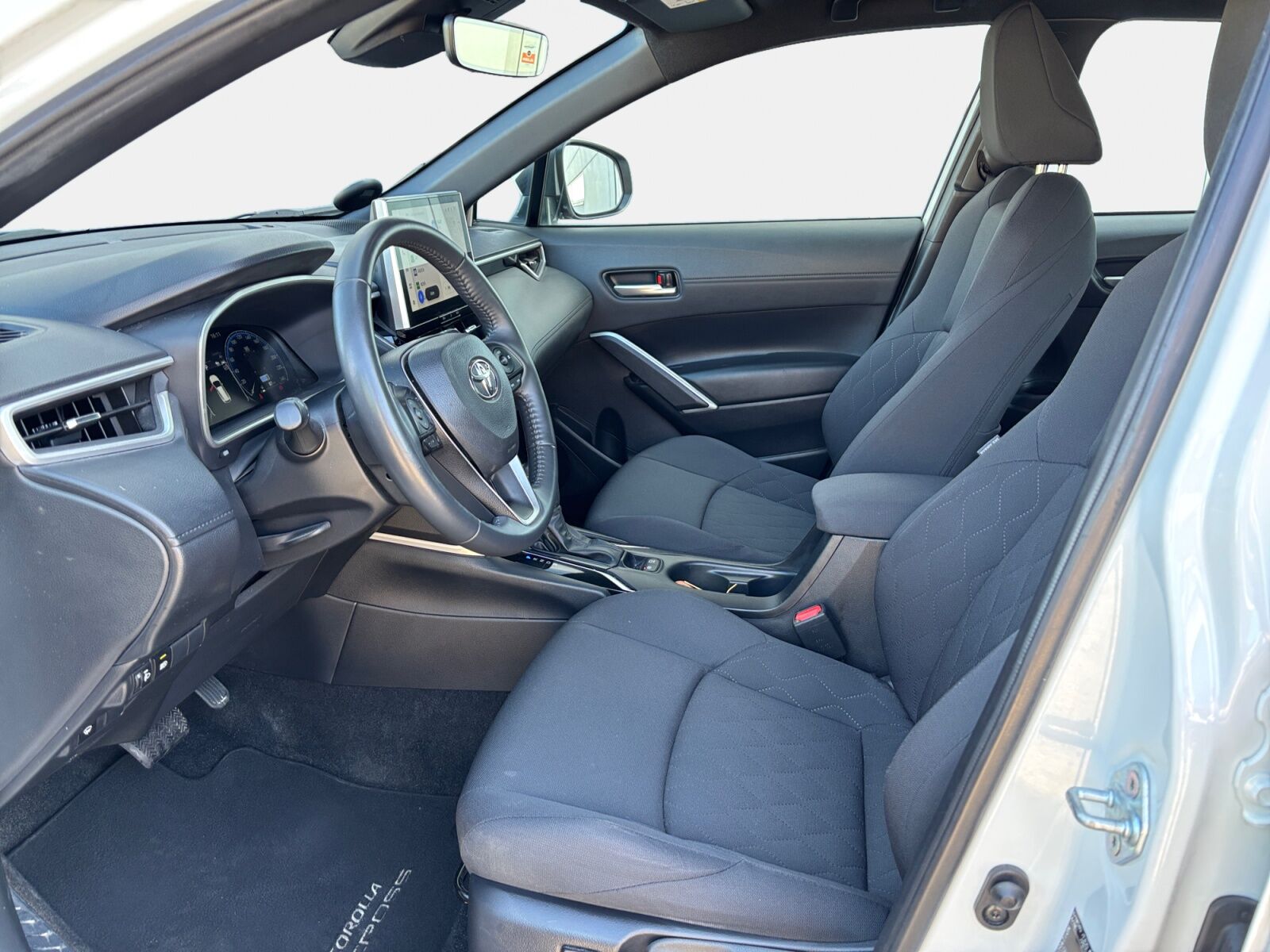 Billede af Toyota Corolla Cross 2,0 Hybrid Active E-CVT 197HK Van Aut.