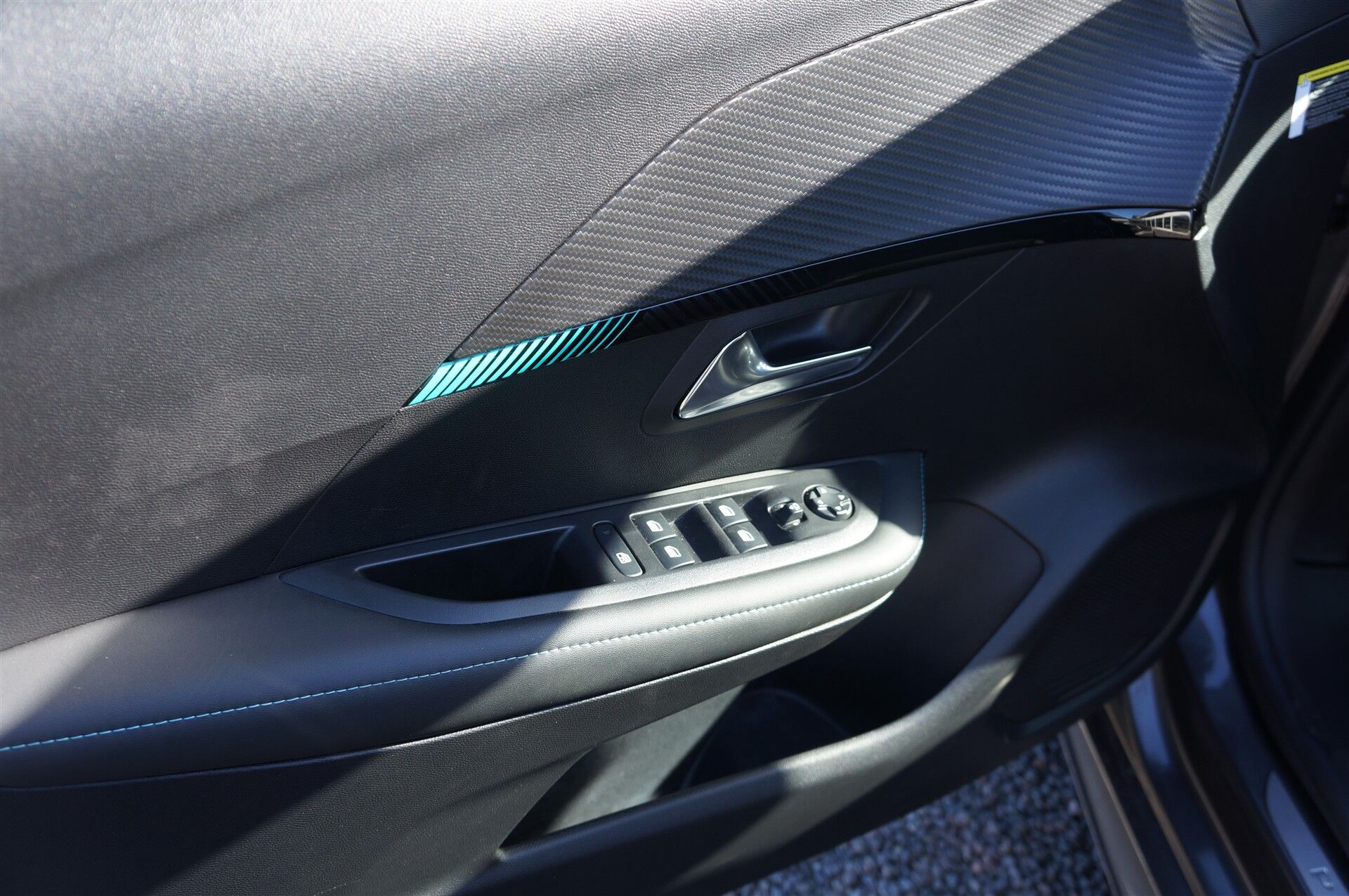 Billede af Peugeot 208 1,2 PureTech Allure Grand EAT8 100HK 5d 8g Aut.