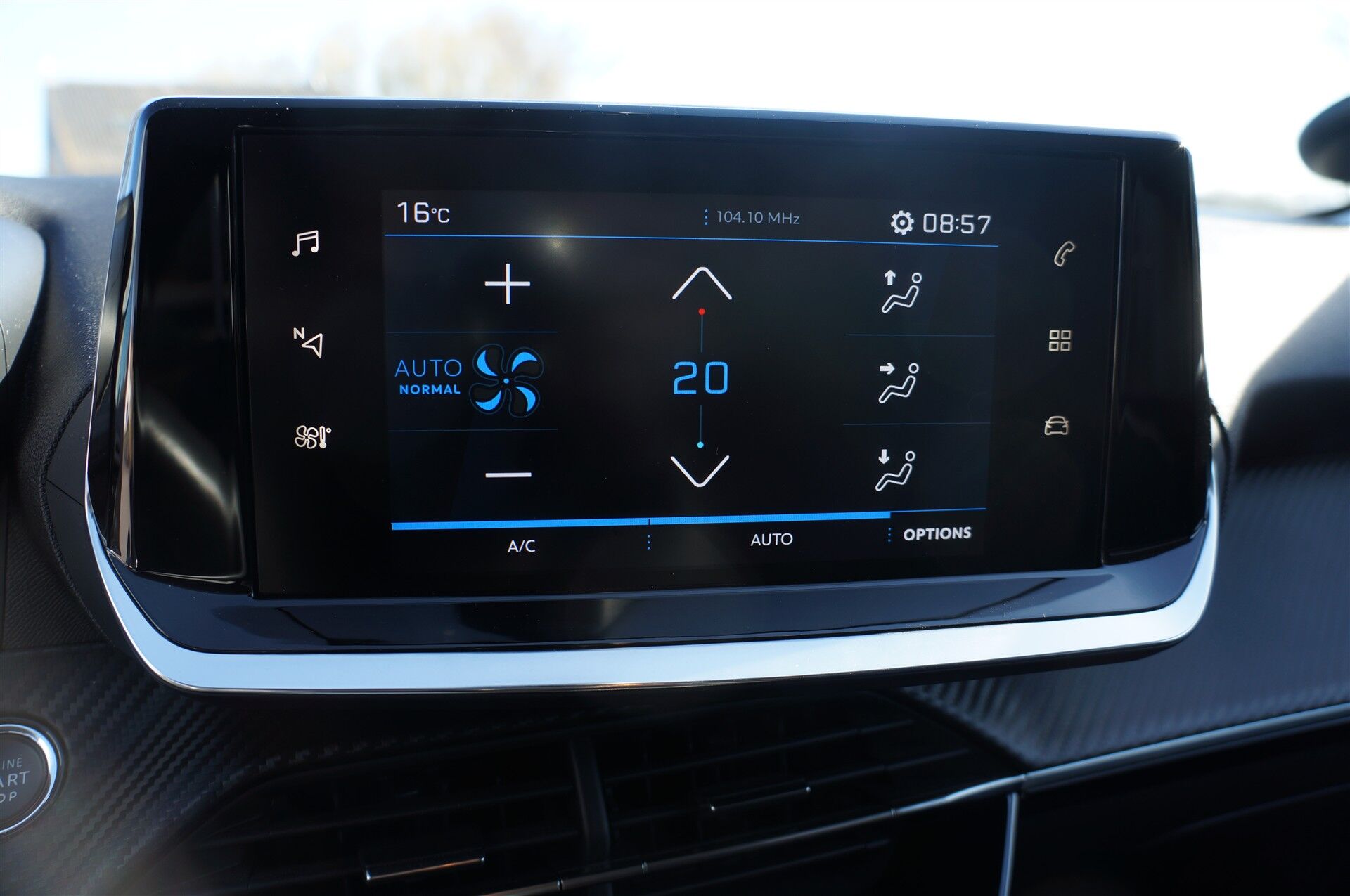 Billede af Peugeot 208 1,2 PureTech Allure Grand EAT8 100HK 5d 8g Aut.