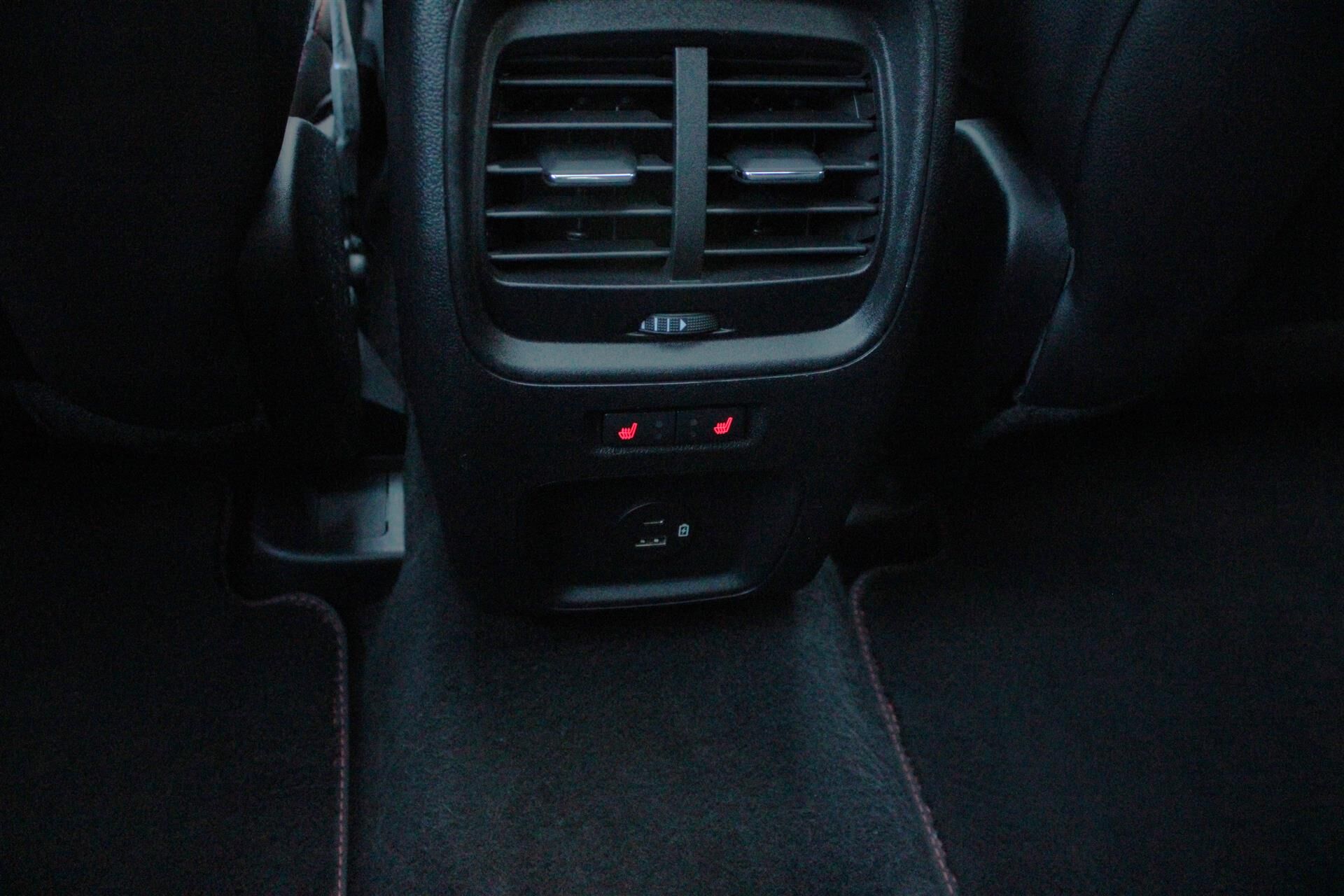 Billede af Ford Kuga 2,5 Plugin-hybrid ST-Line X CVT 225HK 5d Trinl. Gear