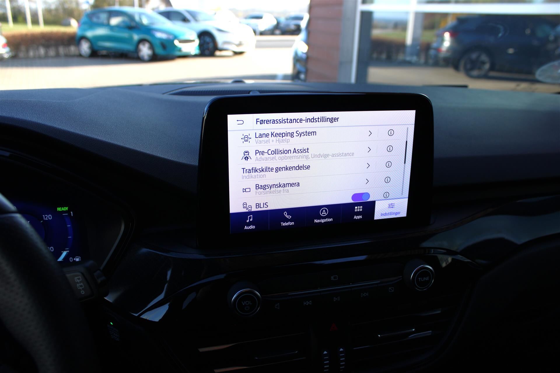 Billede af Ford Kuga 2,5 Plugin-hybrid ST-Line X CVT 225HK 5d Trinl. Gear