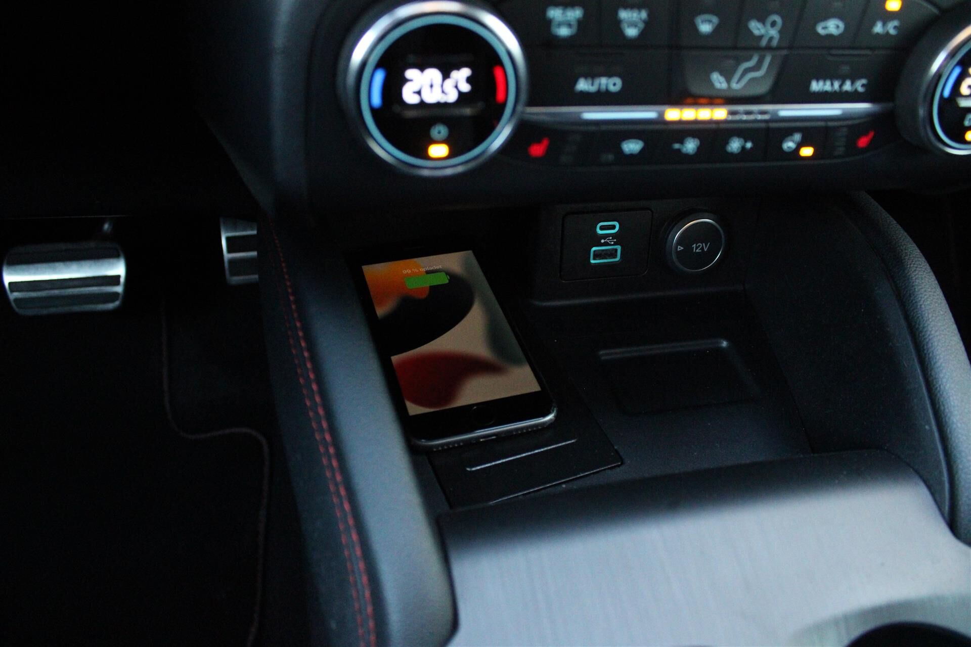 Billede af Ford Kuga 2,5 Plugin-hybrid ST-Line X CVT 225HK 5d Trinl. Gear