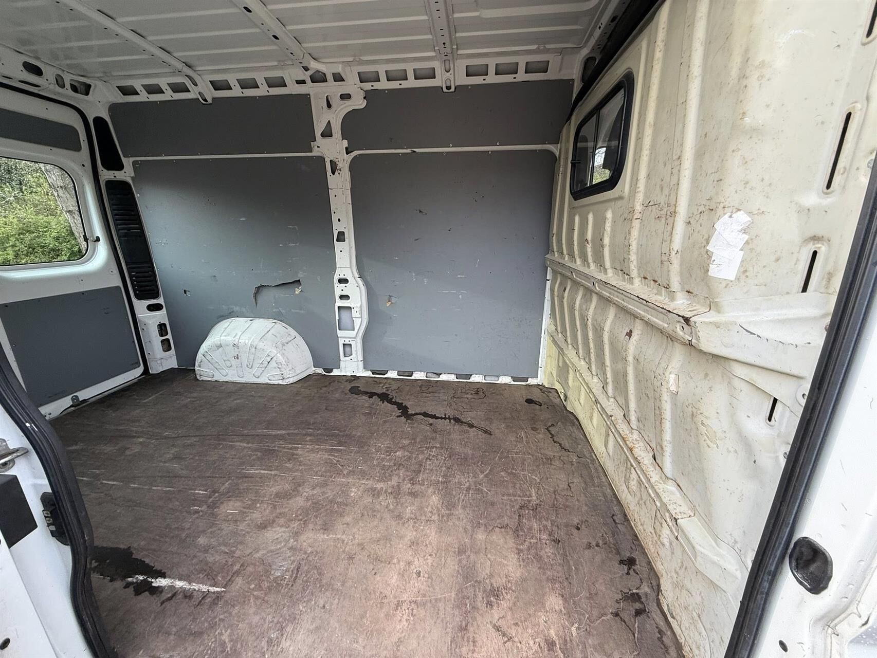 Billede af Citroën Jumper 30 L2H2 2,2 HDi FAP 130HK Van