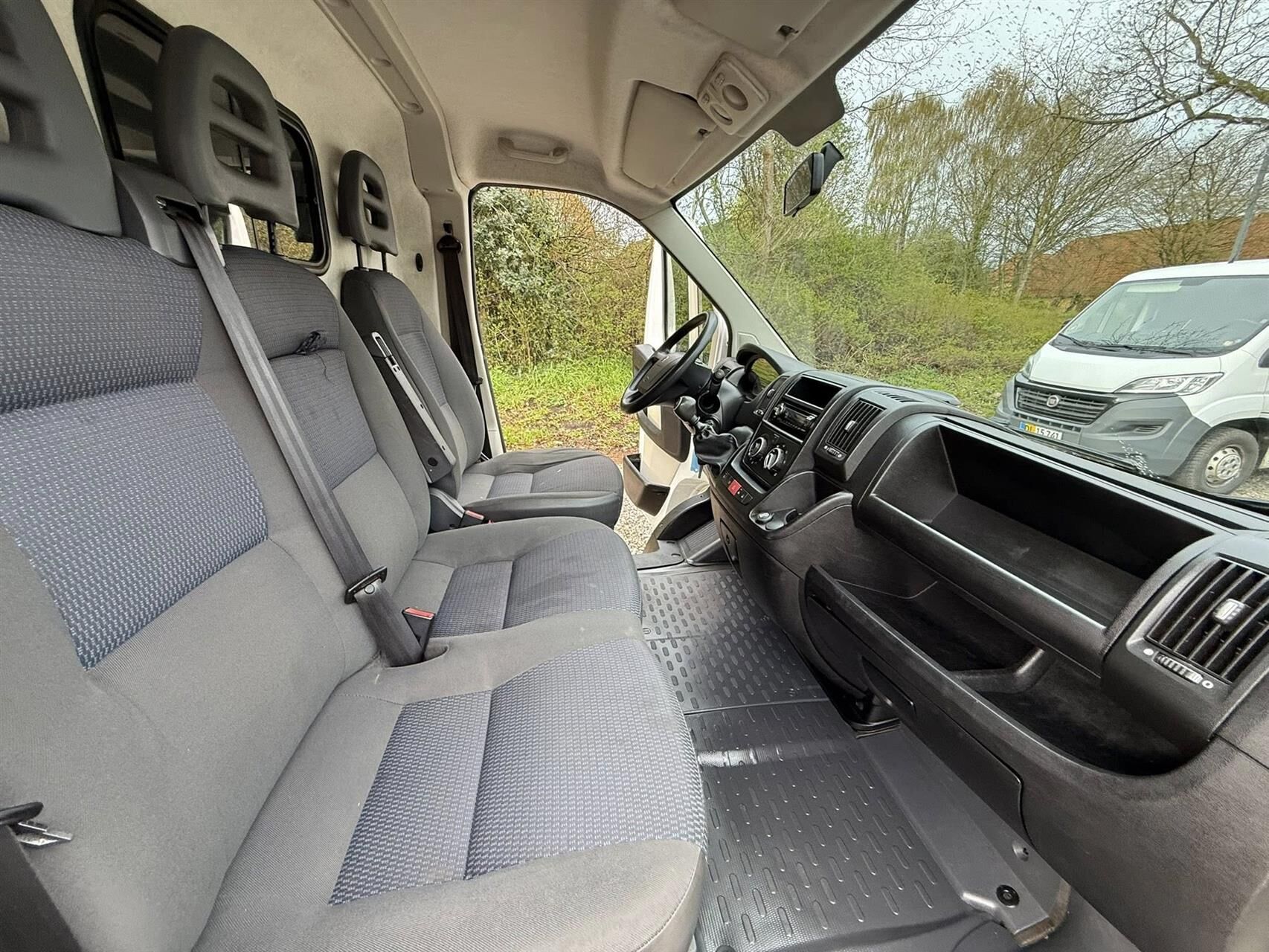 Billede af Citroën Jumper 30 L2H2 2,2 HDi FAP 130HK Van