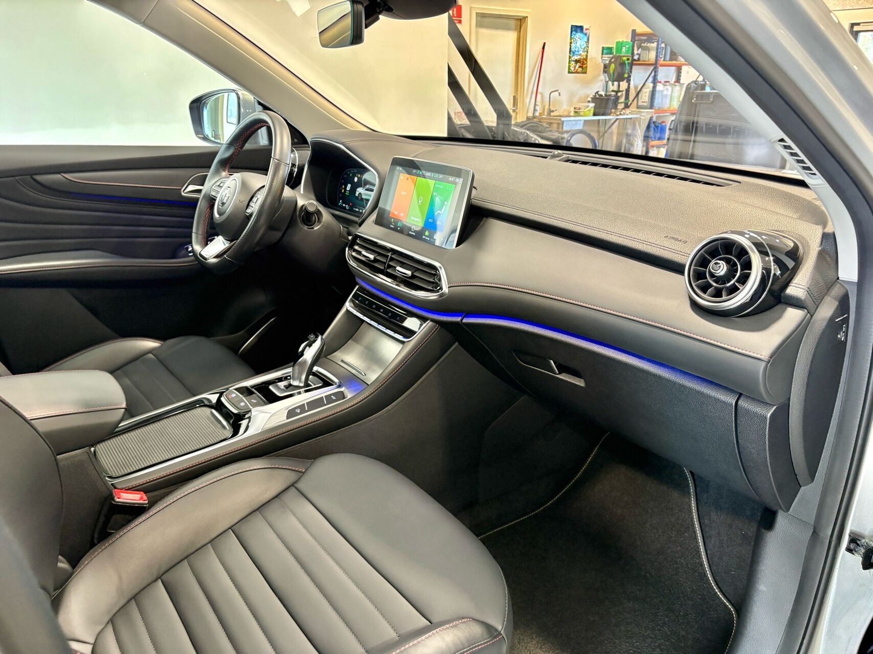 Billede af MG EHS 1,5 T GDI  Plugin-hybrid Luxury 258HK 5d 10g Aut.