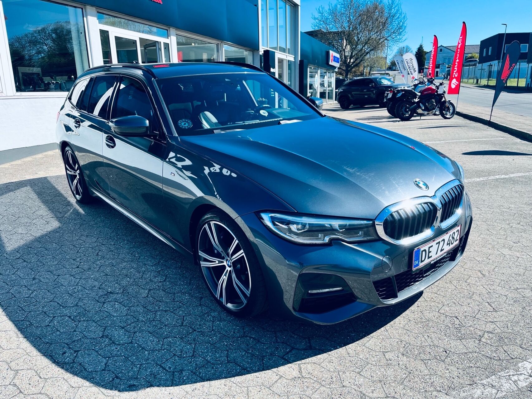 Billede af BMW 330i Touring 2,0 M-Sport Steptronic 258HK Stc 8g Aut.