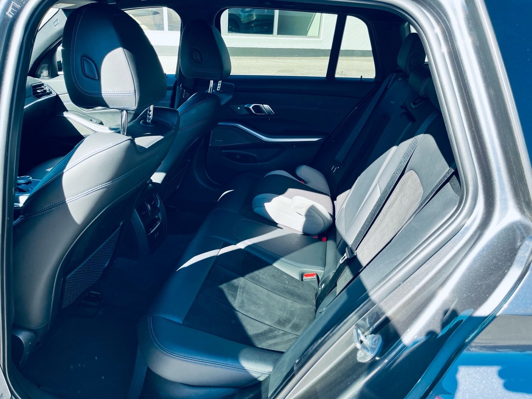 Billede af BMW 330i Touring 2,0 M-Sport Steptronic 258HK Stc 8g Aut.