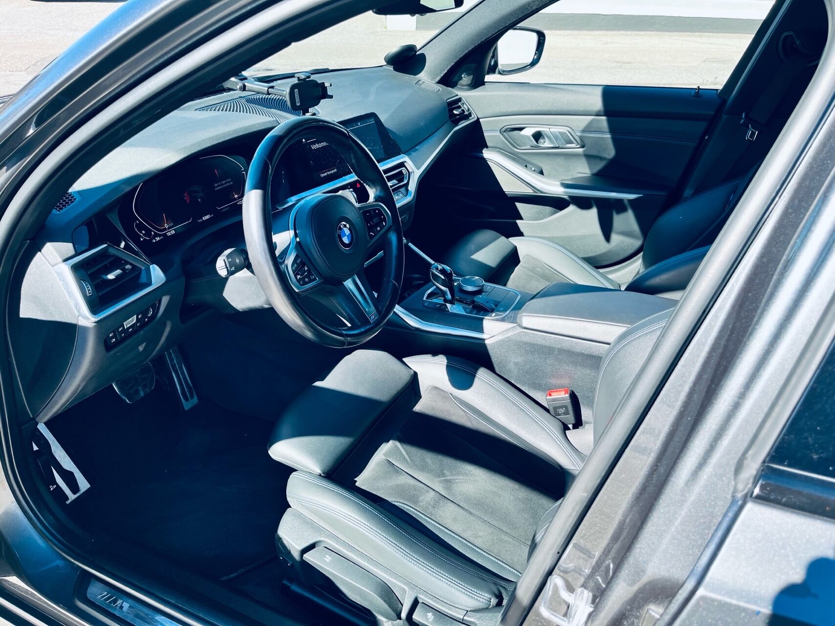 Billede af BMW 330i Touring 2,0 M-Sport Steptronic 258HK Stc 8g Aut.