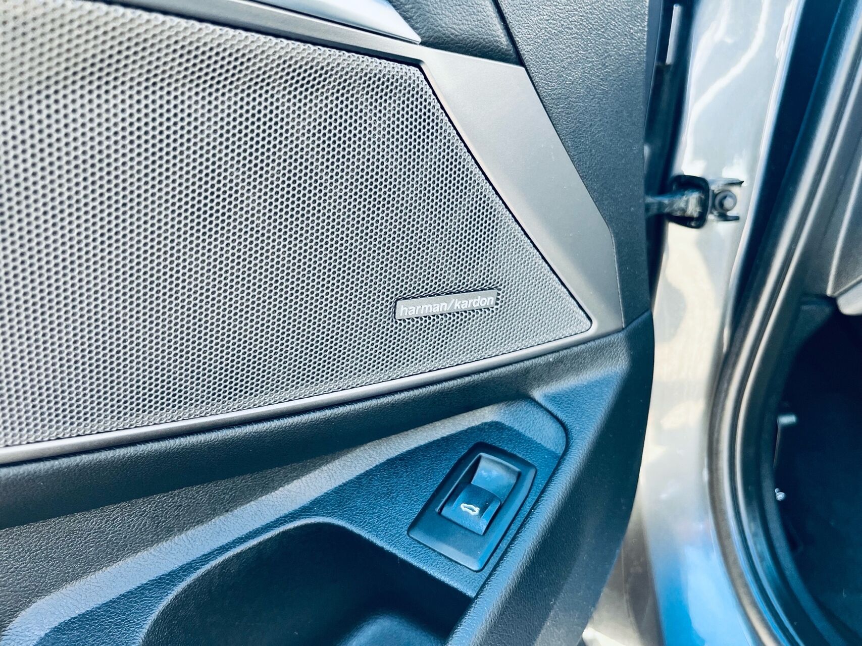 Billede af BMW 330i Touring 2,0 M-Sport Steptronic 258HK Stc 8g Aut.