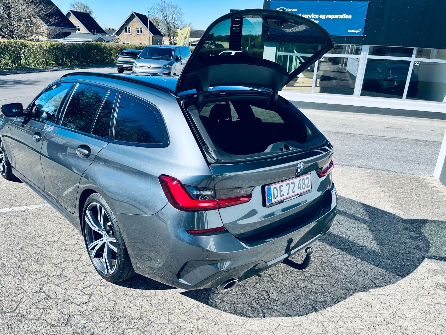 Billede af BMW 330i Touring 2,0 M-Sport Steptronic 258HK Stc 8g Aut.