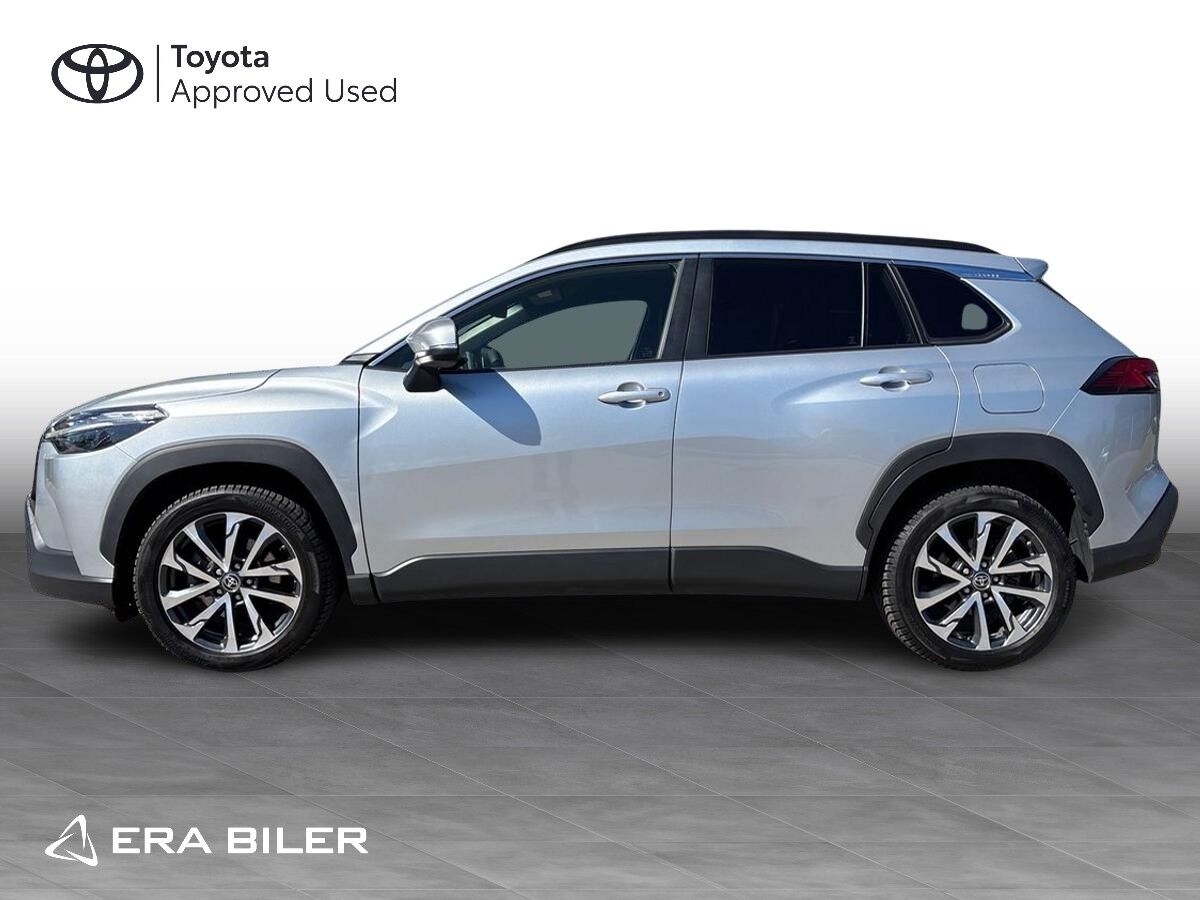 Billede af Toyota Corolla Cross 2,0 Hybrid Style Comfort E-CVT 197HK 5d Aut.