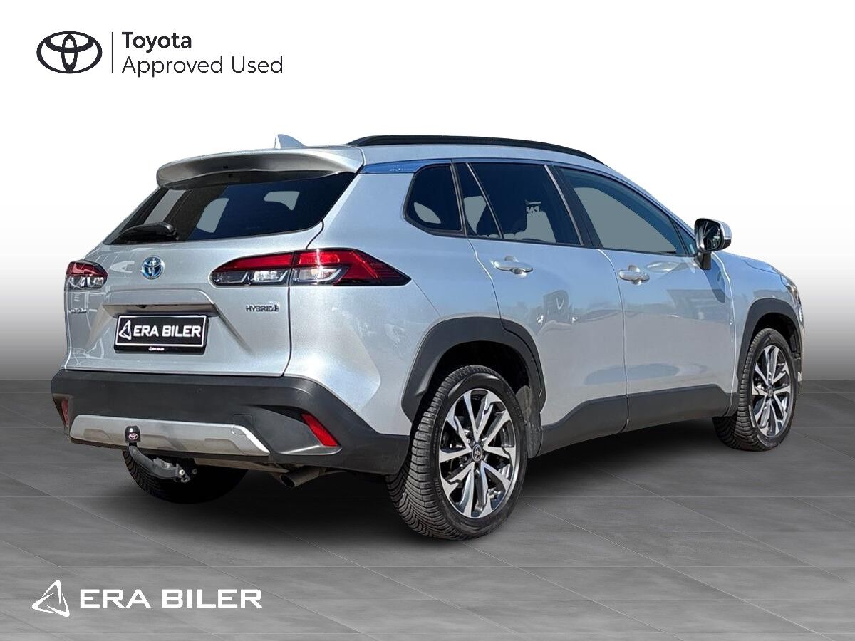 Billede af Toyota Corolla Cross 2,0 Hybrid Style Comfort E-CVT 197HK 5d Aut.