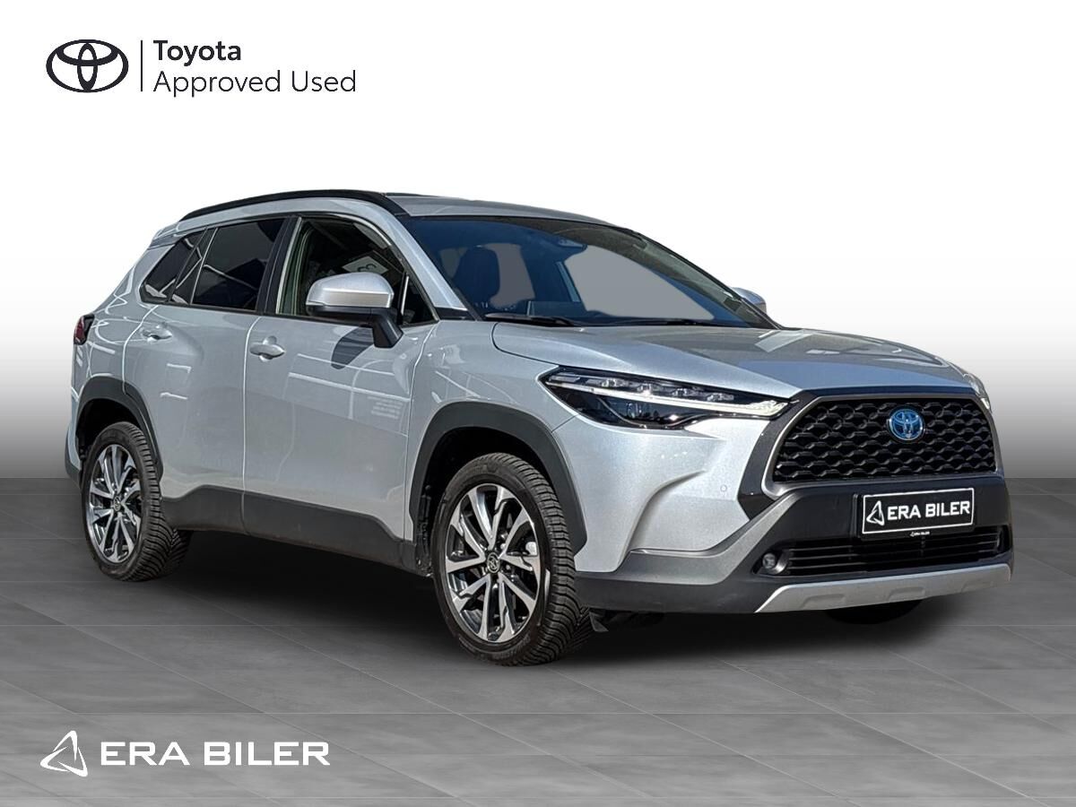 Billede af Toyota Corolla Cross 2,0 Hybrid Style Comfort E-CVT 197HK 5d Aut.