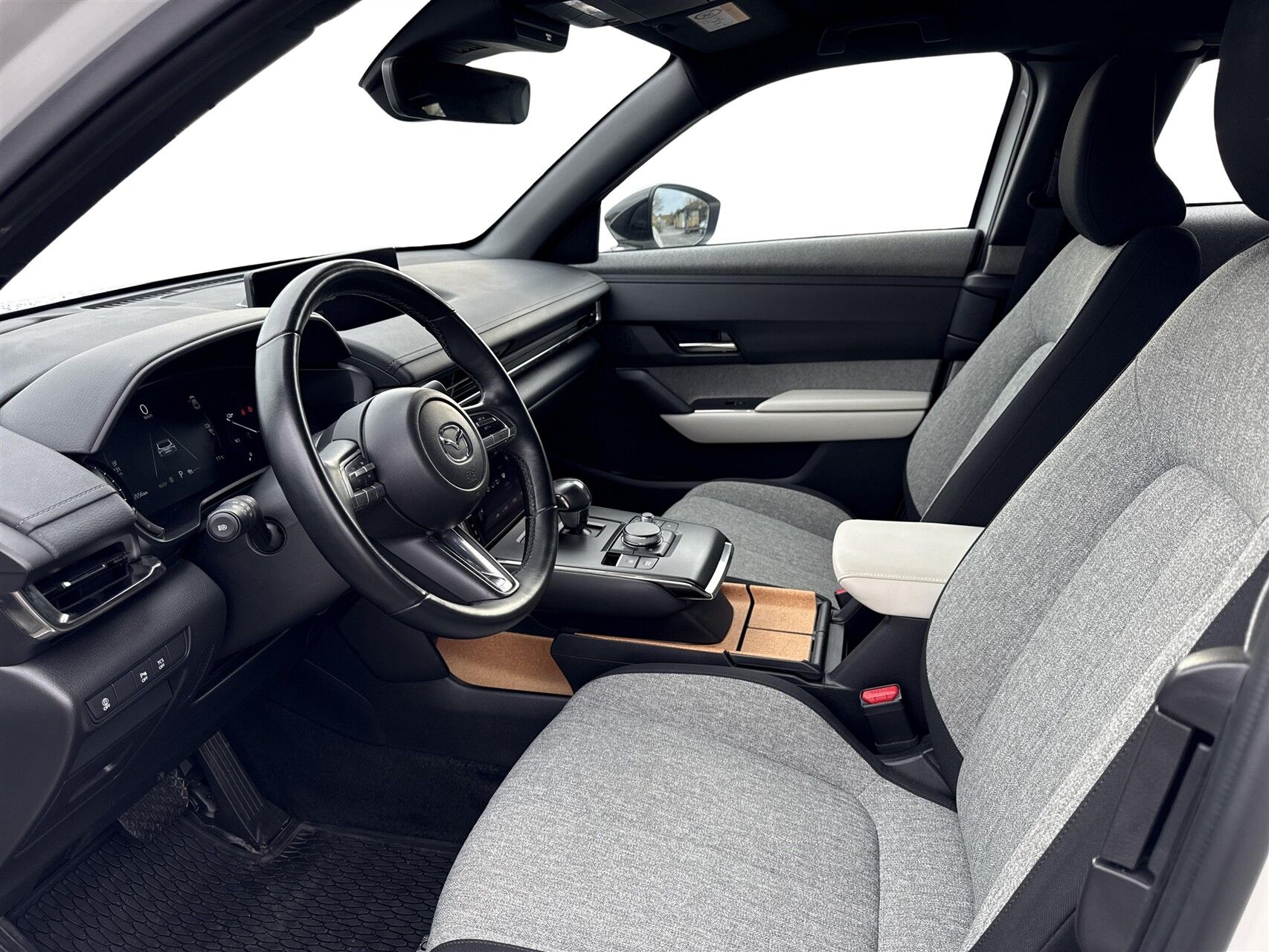 Billede af Mazda MX-30 e-Skyactiv Exclusive-Line 145HK 5d Aut.