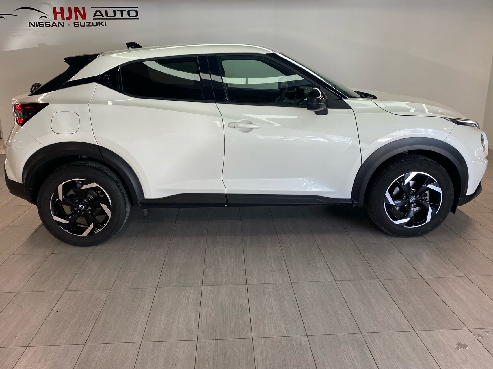 Billede af Nissan Juke 1,0 Dig-T N-Connecta 114HK 5d 6g
