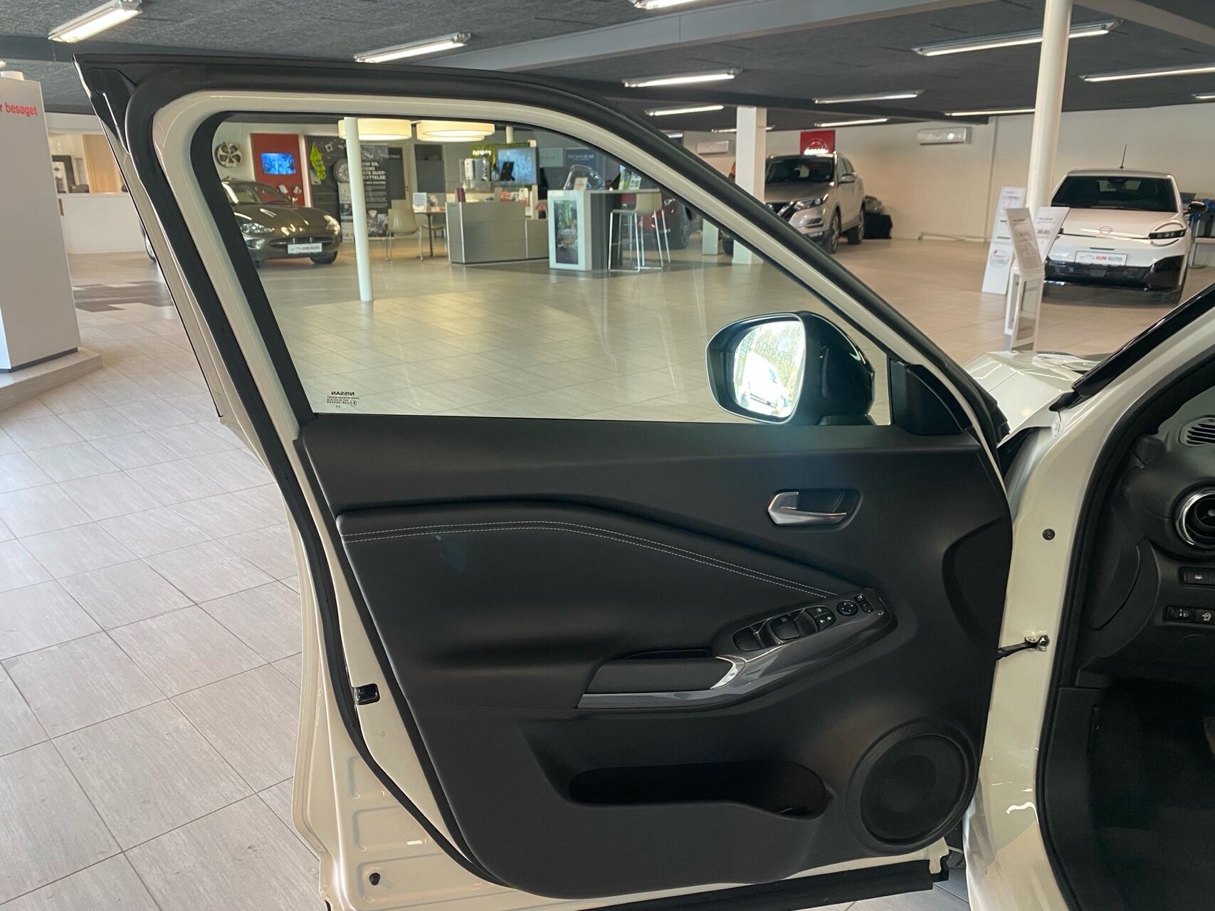 Billede af Nissan Juke 1,0 Dig-T N-Connecta 114HK 5d 6g