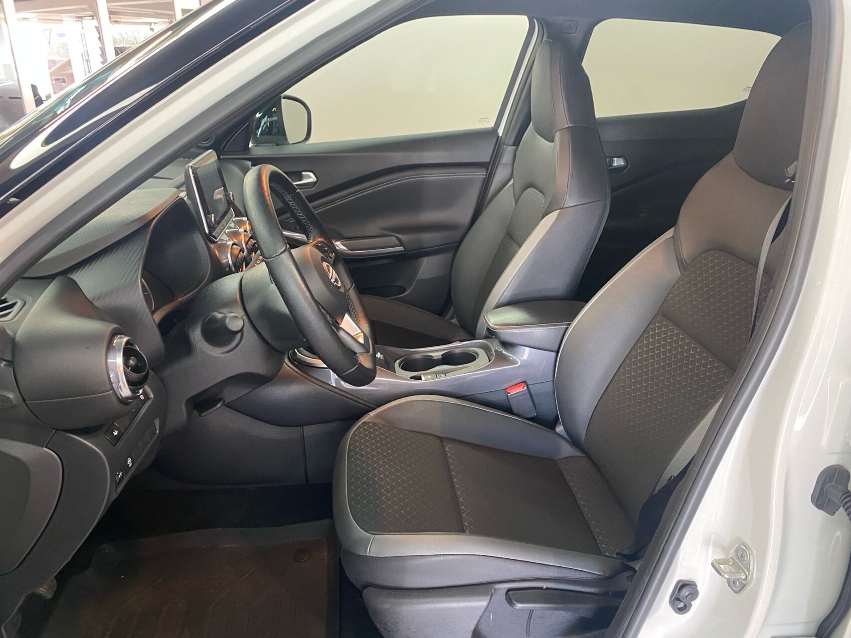 Billede af Nissan Juke 1,0 Dig-T N-Connecta 114HK 5d 6g