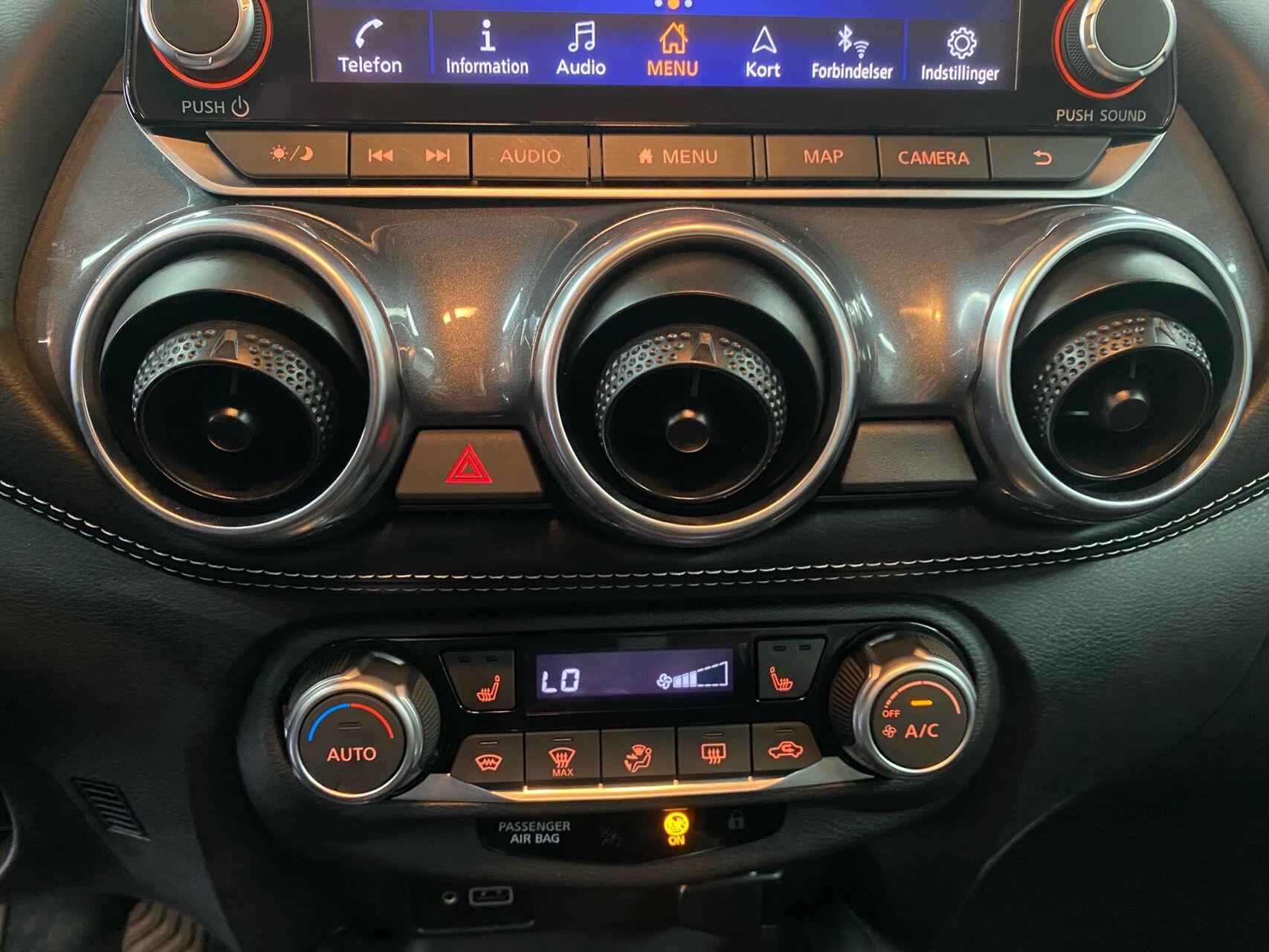 Billede af Nissan Juke 1,0 Dig-T N-Connecta 114HK 5d 6g