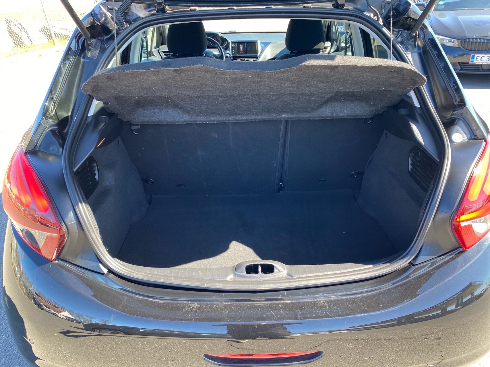 Billede af Peugeot 208 1,2 VTi Allure 82HK 5d