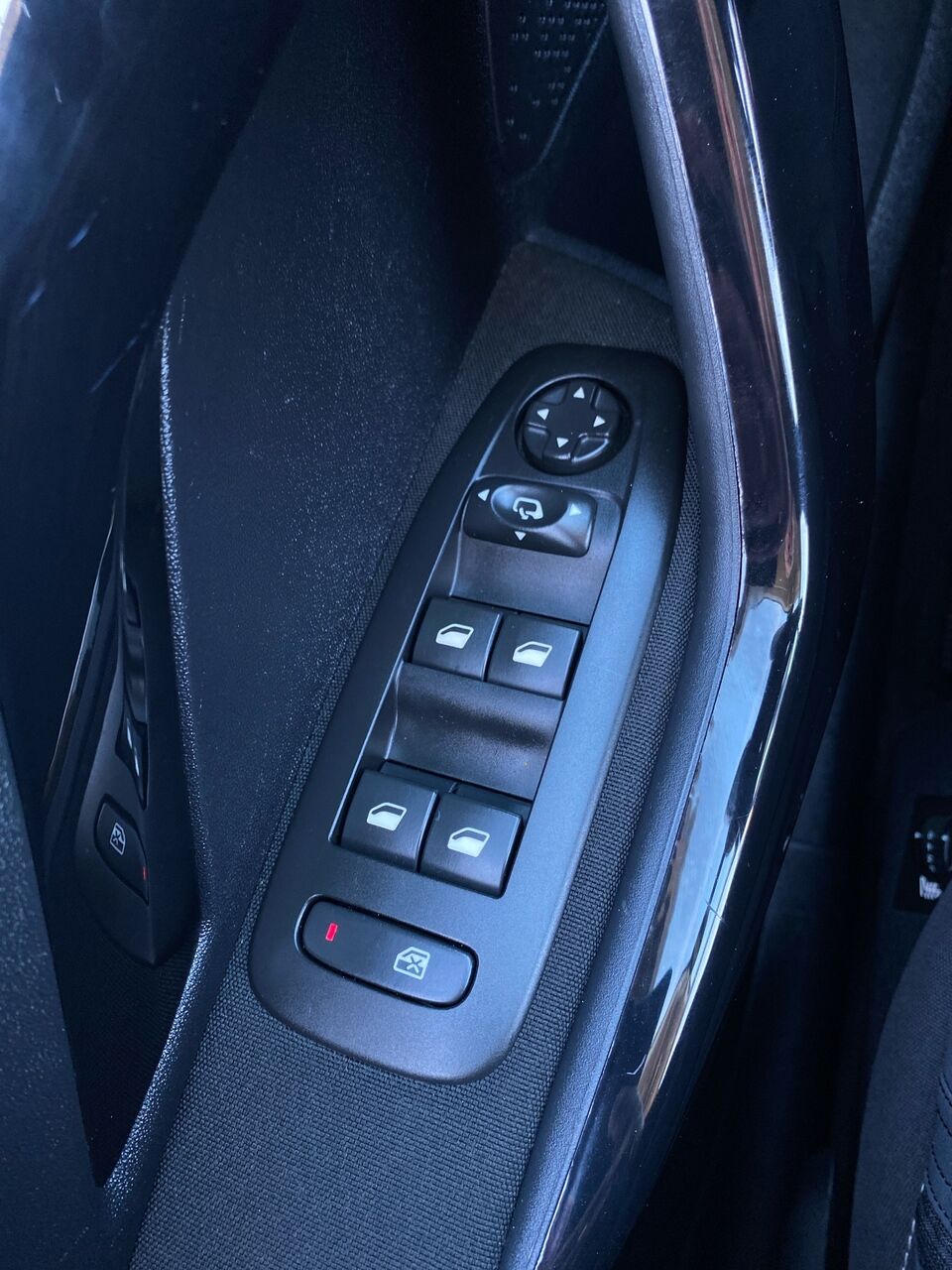 Billede af Peugeot 208 1,2 VTi Allure 82HK 5d