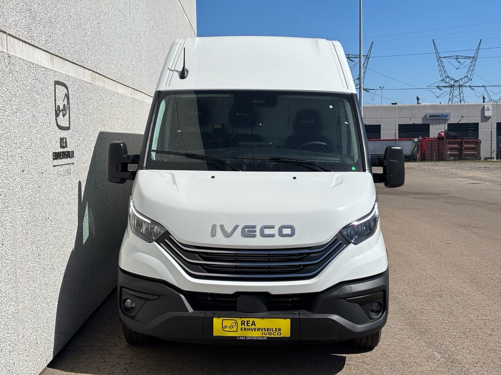 Billede af Iveco Daily 35S18 12m3 3,0 D Hi-Matic 176HK Van 8g Aut.