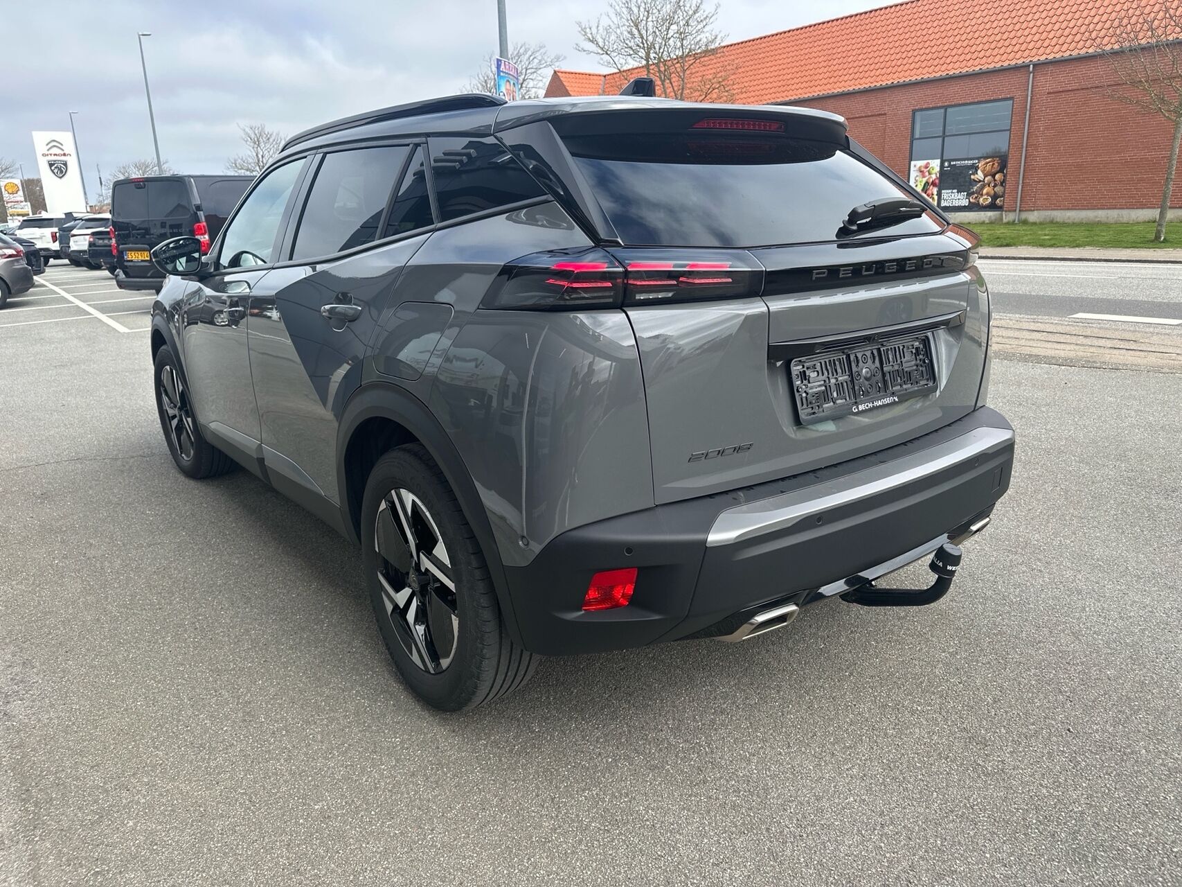 Billede af Peugeot 2008 1,2 PureTech Allure EAT8 130HK 5d 8g Aut.