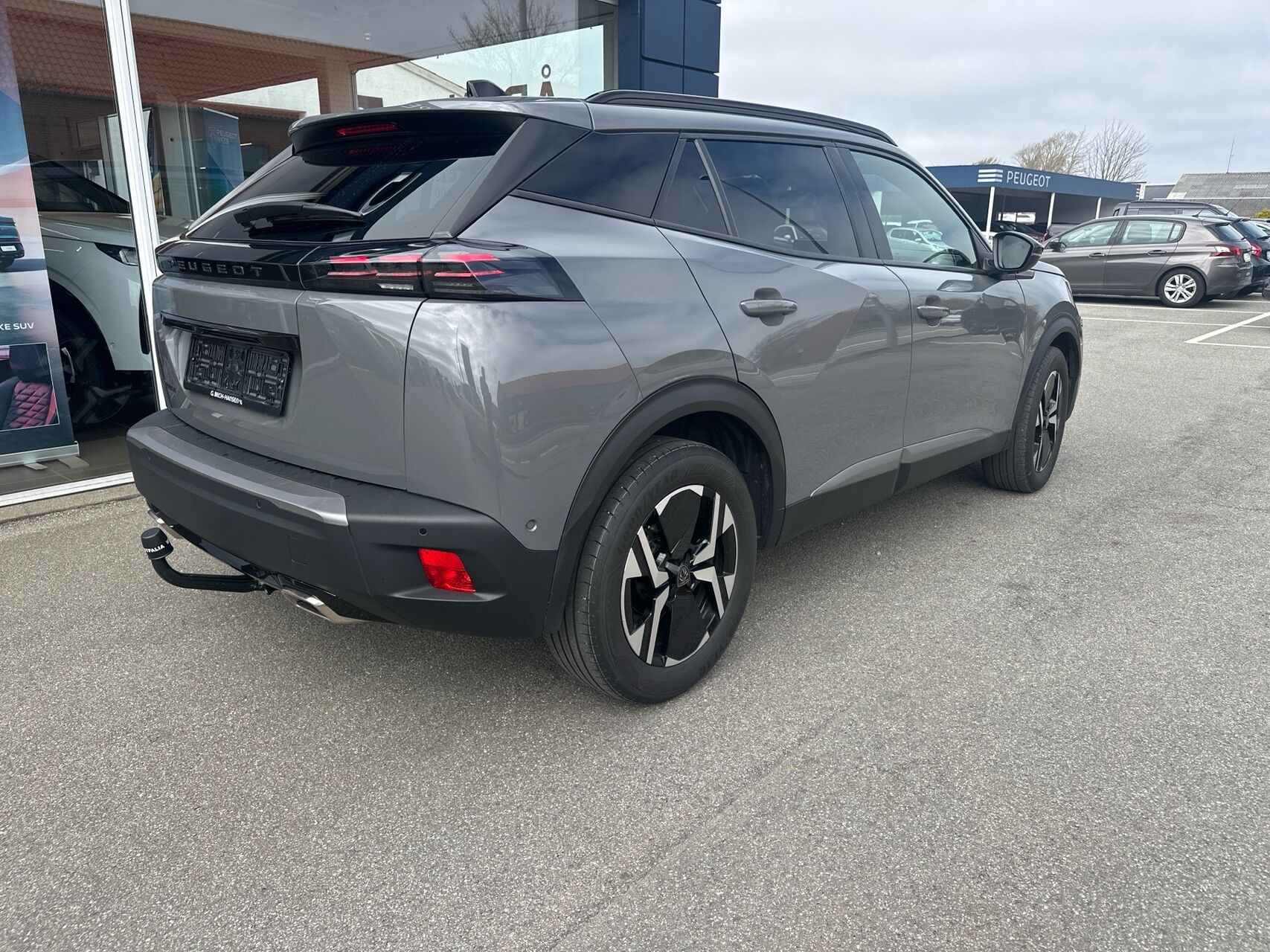 Billede af Peugeot 2008 1,2 PureTech Allure EAT8 130HK 5d 8g Aut.