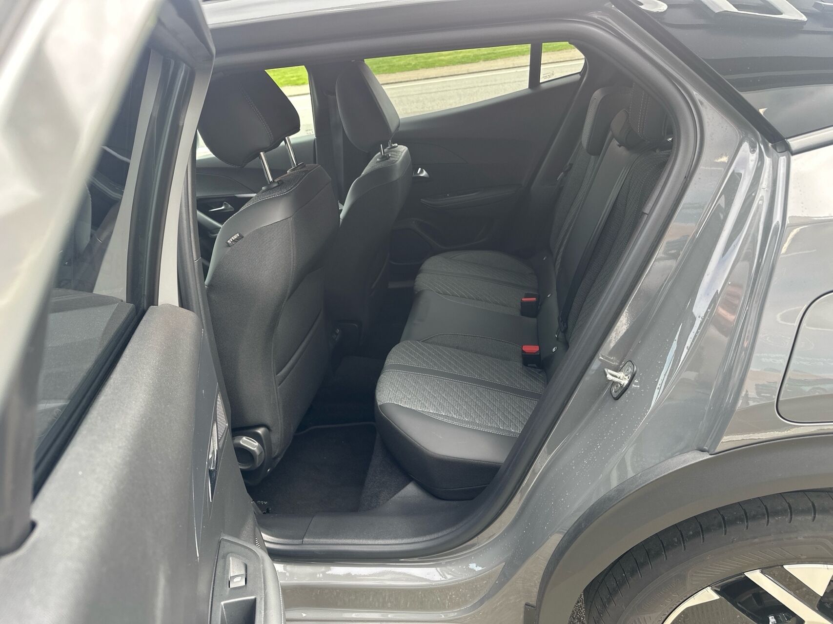 Billede af Peugeot 2008 1,2 PureTech Allure EAT8 130HK 5d 8g Aut.