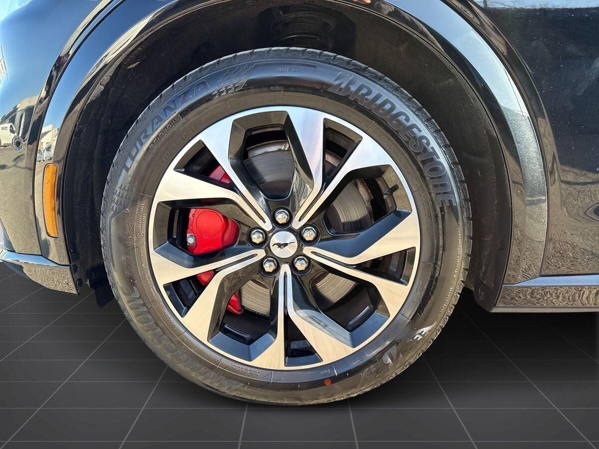 Billede af Ford Mustang Mach-E EL UR Premium AWD 351HK 5d Aut.