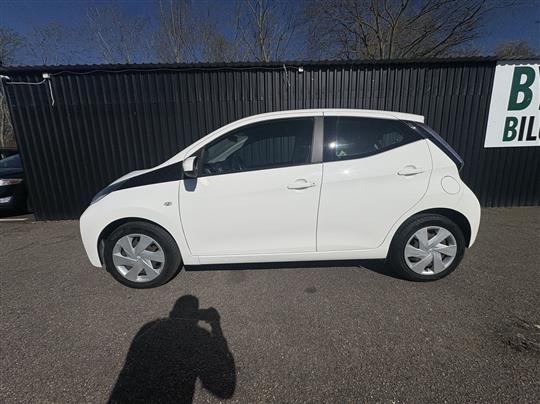 Toyota Aygo 1,0 VVT-I X-Play Air 69HK 5d
