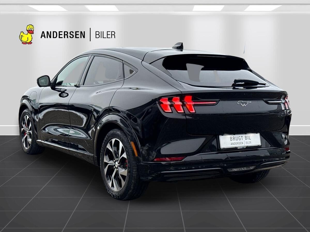 Billede af Ford Mustang Mach-E EL UR Premium 294HK 5d Aut.