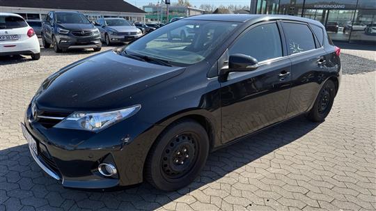 Toyota Auris 1,6 Valvematic T2 Premium 132HK 5d 6g