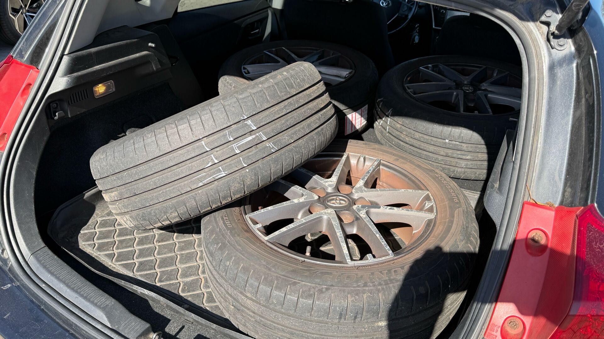 Billede af Toyota Auris 1,6 Valvematic T2 Premium 132HK 5d 6g