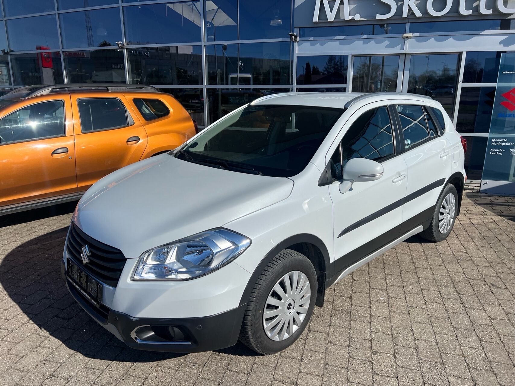 Billede af Suzuki S-Cross 1,6 16V GL+ 120HK 5d