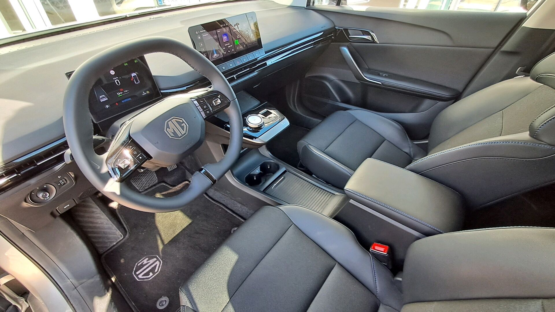 Billede af MG MG4 Electric EL Luxury Long Range 204HK 5d Aut.