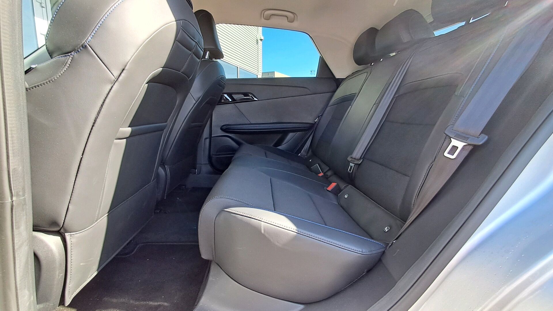 Billede af MG MG4 Electric EL Luxury Long Range 204HK 5d Aut.