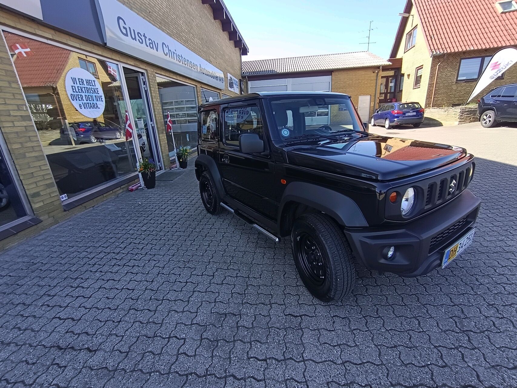 Billede af Suzuki Jimny 1,5 Active AEB AllGrip 102HK Van