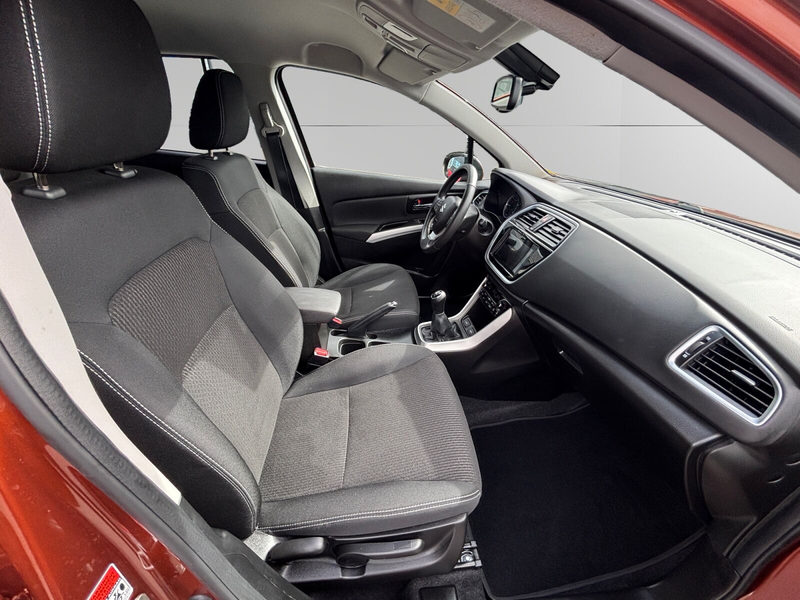 Billede af Suzuki S-Cross 1,0 Boosterjet Active 112HK 5d