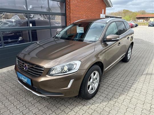 Volvo XC60 2,0 D4 Summum 190HK 5d Aut.