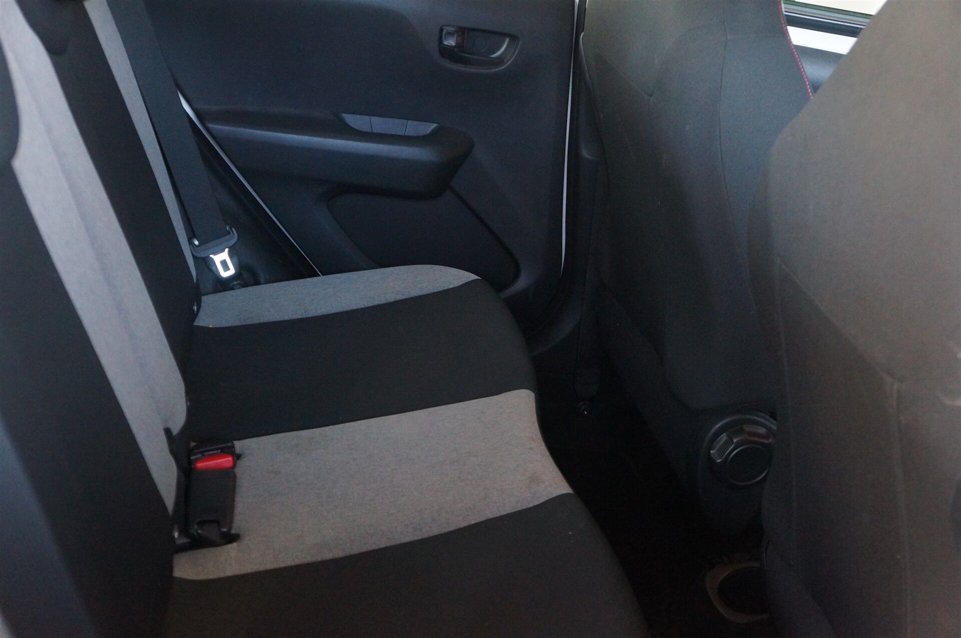 Billede af Citroën C1 1,0 VTi Sportline 72HK 5d