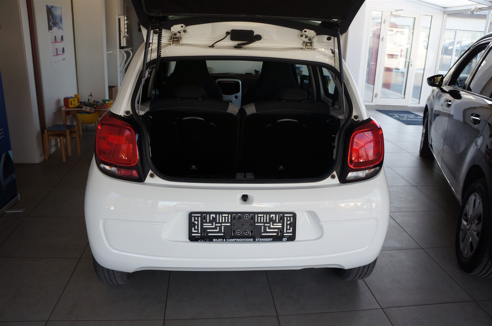 Billede af Citroën C1 1,0 VTi Sportline 72HK 5d