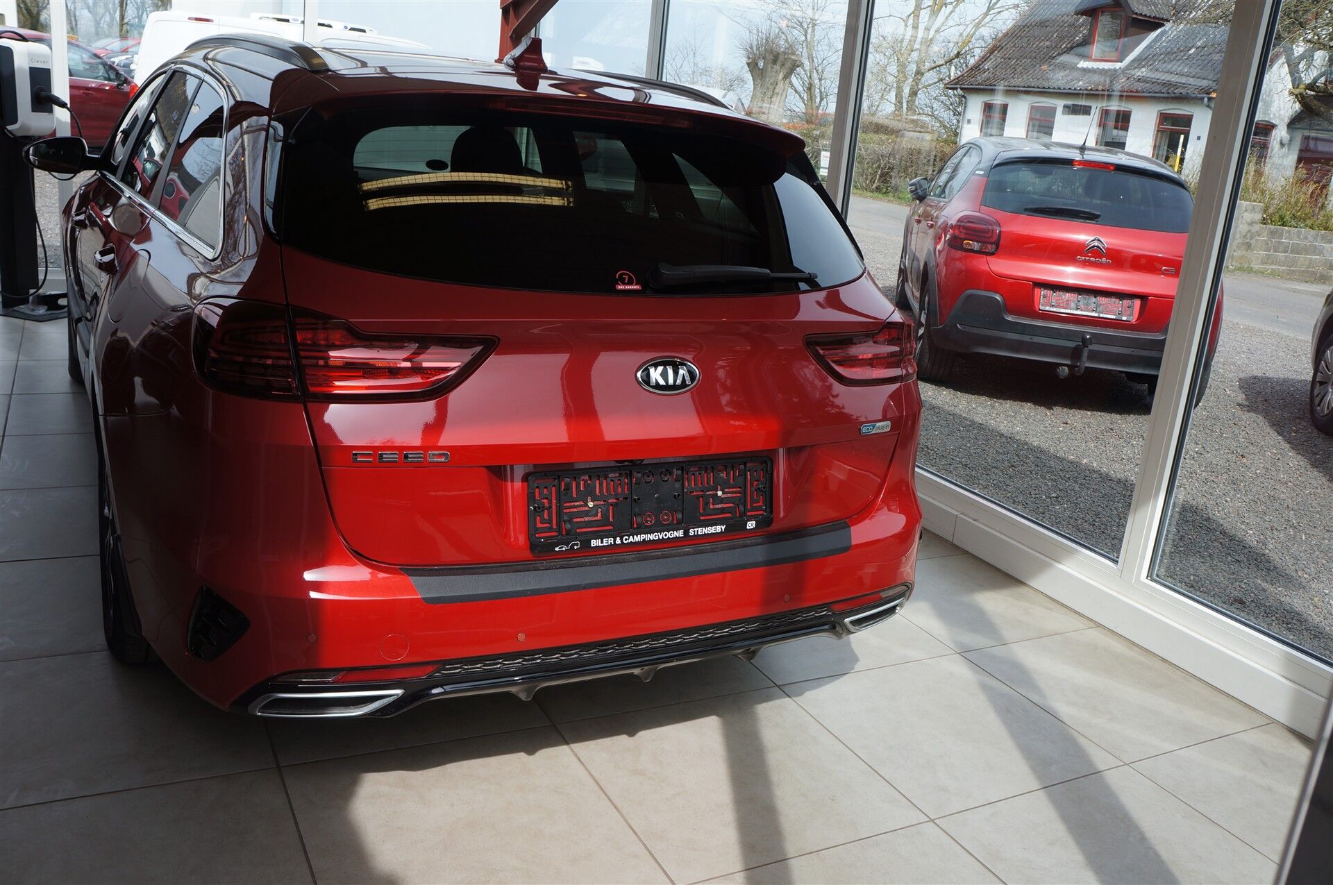 Billede af Kia Ceed SW 1,6 GDI PHEV  Plugin-hybrid Upgrade m/Plus DCT 141HK Stc 6g Aut.
