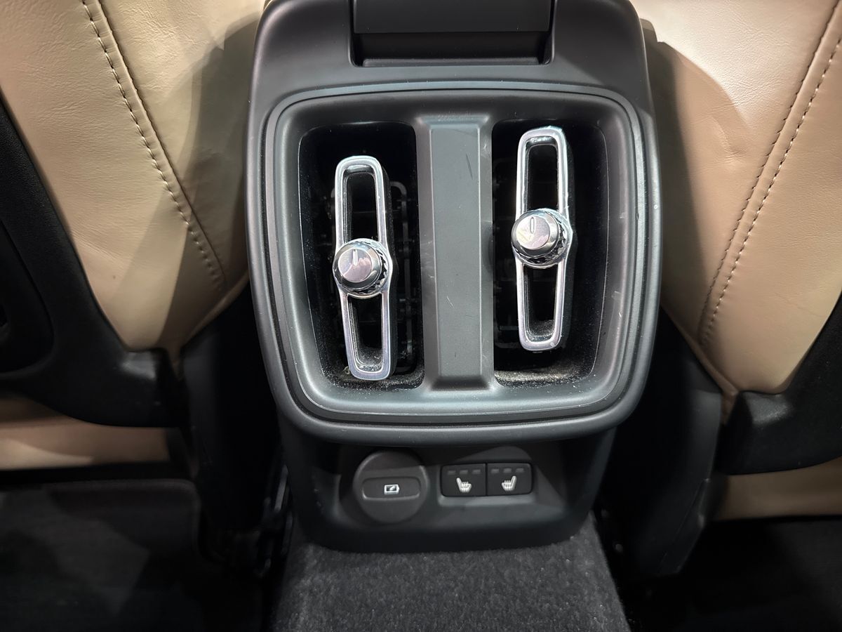 Billede af Polestar 2 EL Performance Plus AWD 408HK 5d Aut.