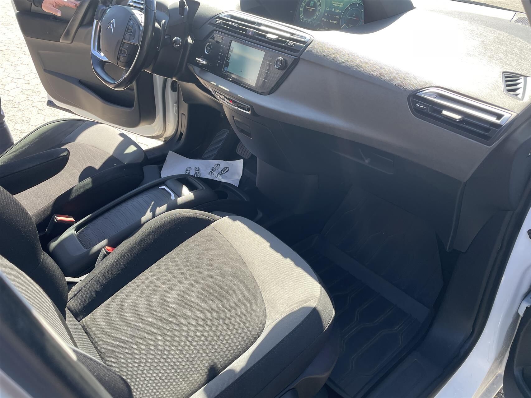 Billede af Citroën C4 Picasso 2,0 Blue HDi Intensive start/stop 150HK